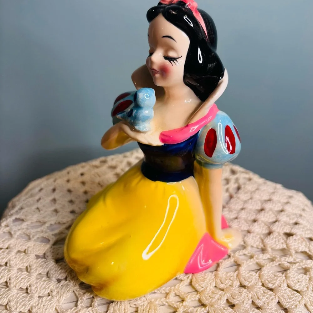 Snow White Ceramic Figurine with Blue Bird - Picture 2 of 5